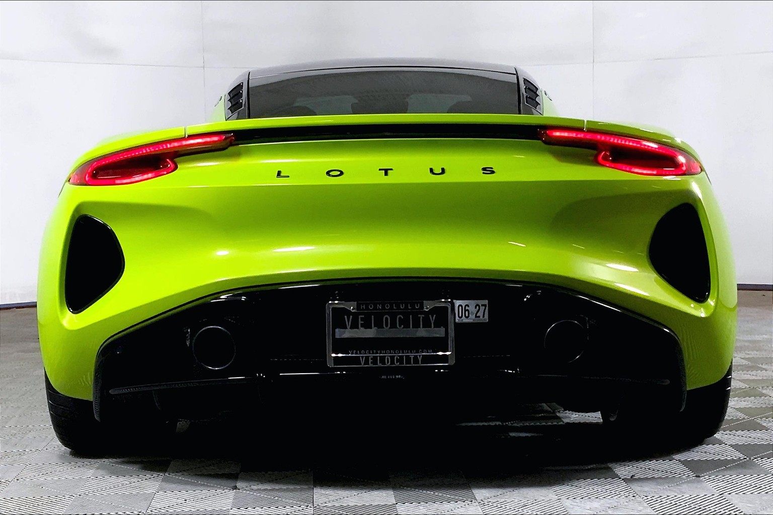 New Isotope Green 2025 Lotus Emira V6 for Sale in Honolulu, HI